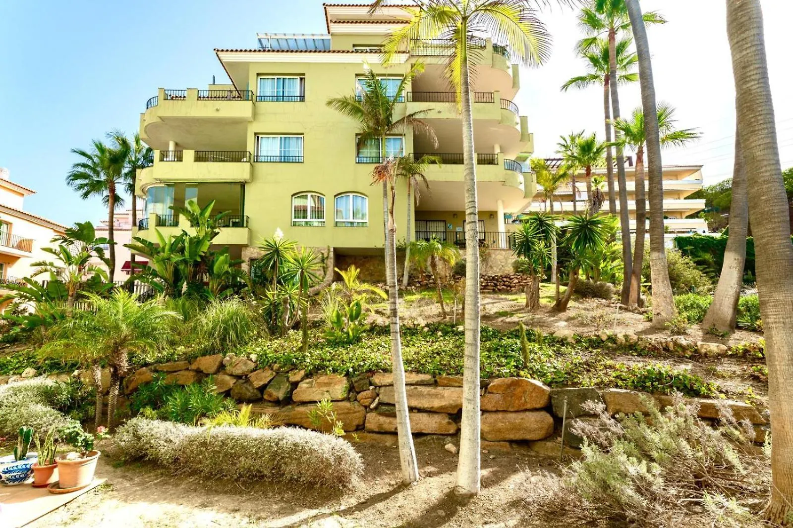 Zafir Apartment With 2 Bedroom And Private Garden Malaga