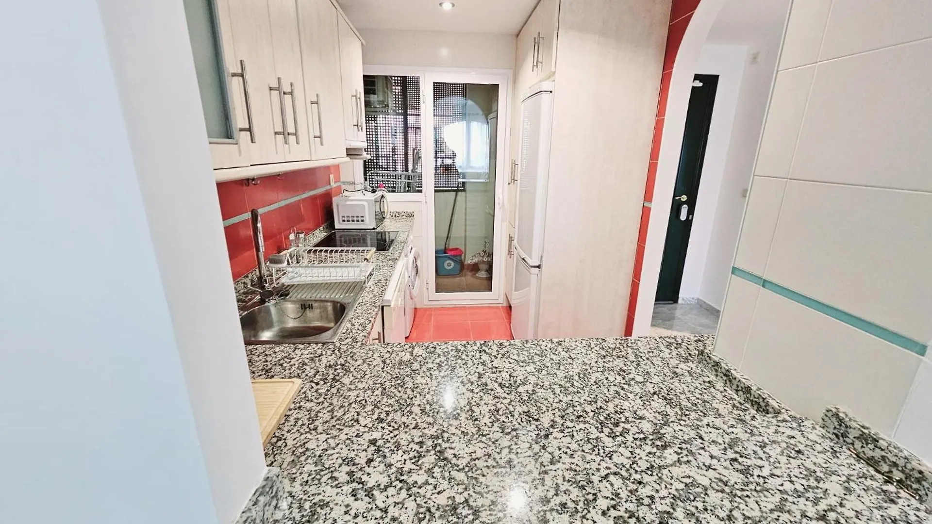 Zafir Apartment With 2 Bedroom And Private Garden Malaga